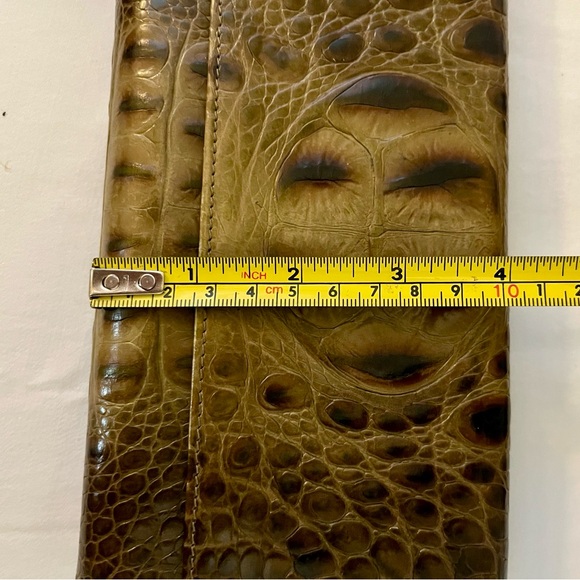 Brahmin Olive Crocodile Embossed Wallet Set - Picture 12 of 15